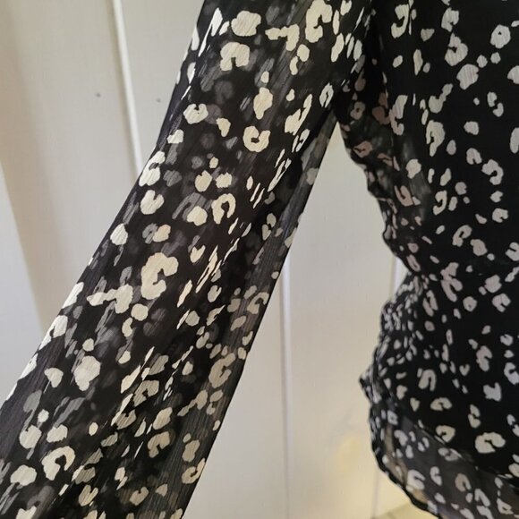 Nine West Sheer Sleeve Printed Top Size XXL - Picture 3 of 9